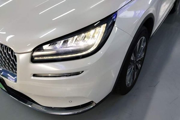 Lincoln Corsair 2022, 82700 км, за 17363 USD - фото 8