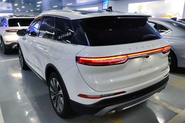 Lincoln Corsair 2022, 82700 км, за 17363 USD