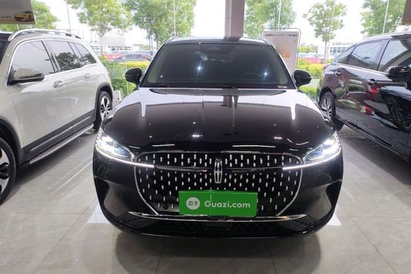 Lincoln Corsair 2023, 30300 км, за 22690 USD