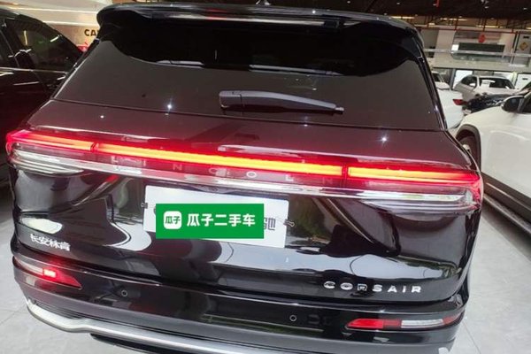 Lincoln Corsair 2023, 30300 км, за 22690 USD