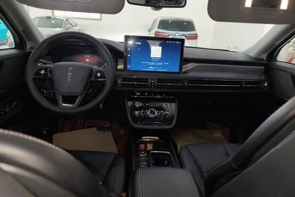 Lincoln Corsair New Energy 2021, 49300 км, за 18625 USD - фото 12