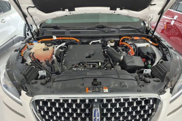 Lincoln Corsair New Energy 2021, 49300 км, за 18625 USD - фото 24