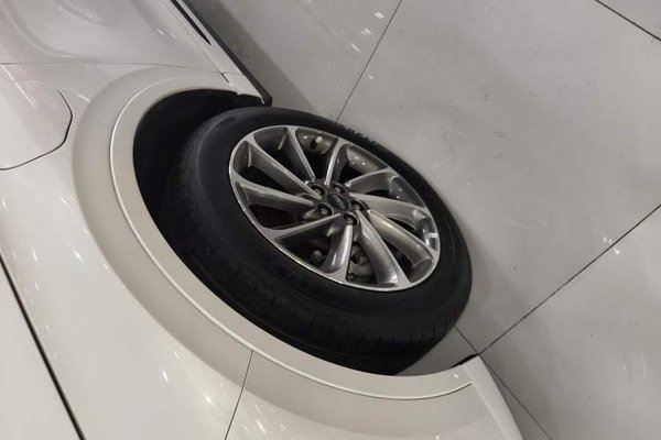 Lincoln Corsair New Energy 2021, 49300 км, за 18625 USD - фото 10