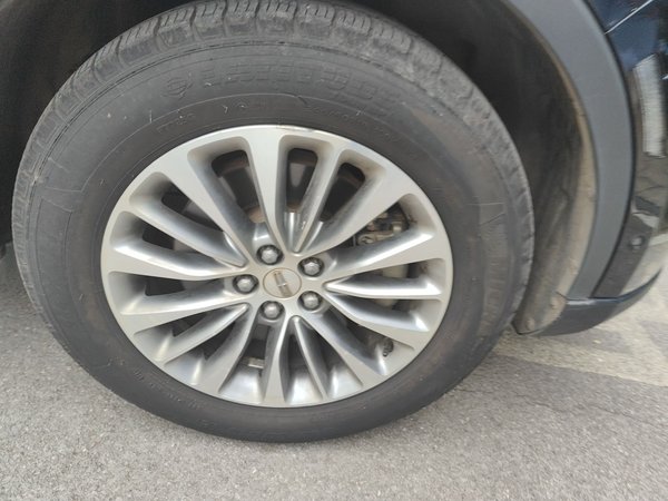 Lincoln MKX 2017, 92300 км, за 9171 USD - фото 8