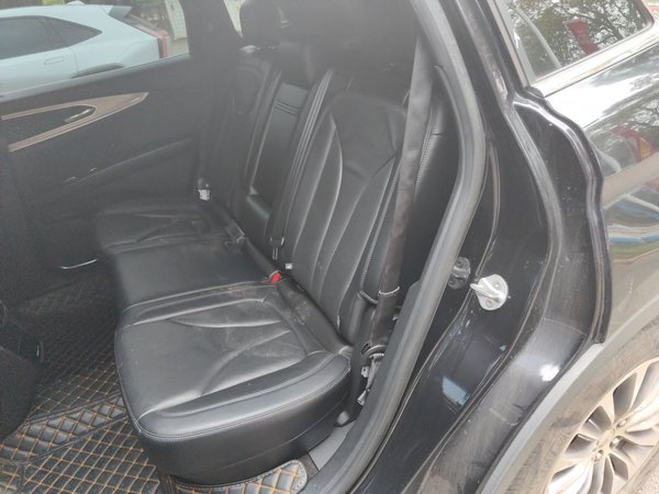 Lincoln MKX 2017, 92300 км, за 9171 USD - фото 18