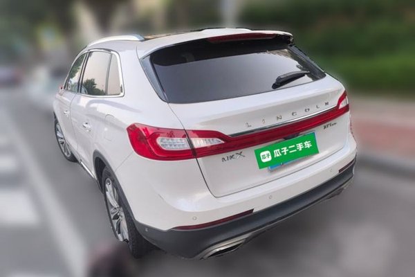 Lincoln MKX 2017, 154600 км, за 7972 USD