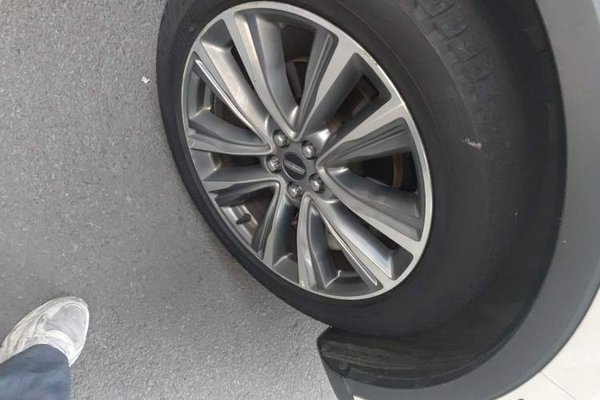 Lincoln MKX 2017, 154600 км, за 7972 USD - фото 8