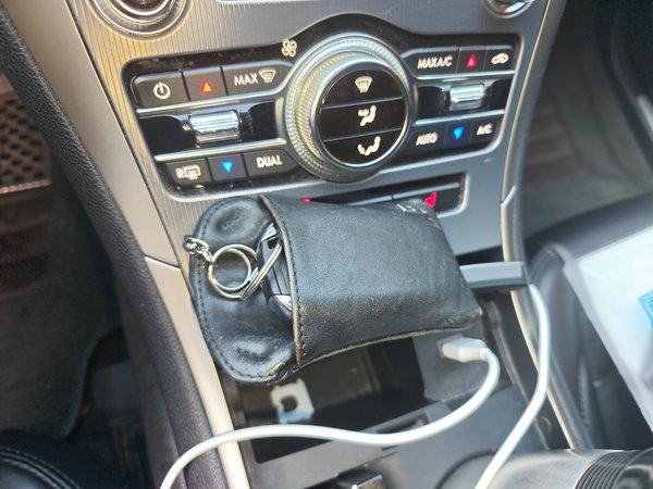 Lincoln MKZ 2017, 110200 км, за 8850 USD - фото 9