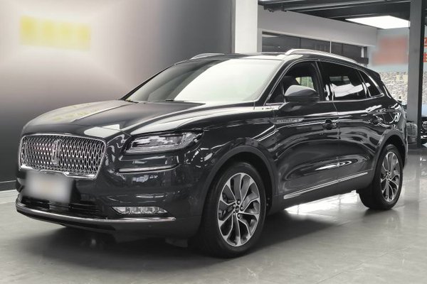 Lincoln Nautilus 2021, 29200 км, за 24517 USD