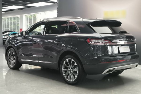 Lincoln Nautilus 2021, 29200 км, за 24517 USD