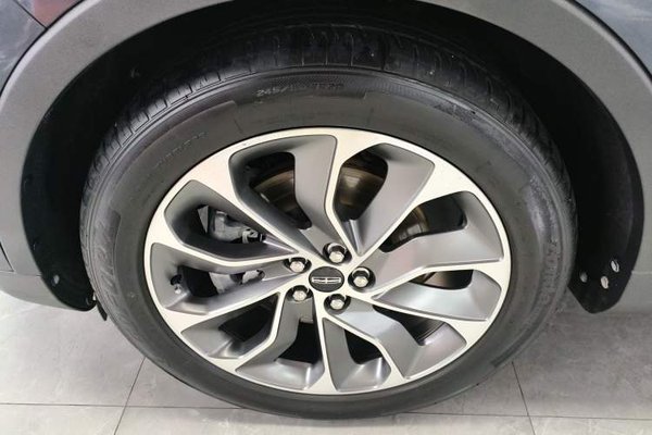 Lincoln Nautilus 2021, 29200 км, за 24517 USD - фото 8