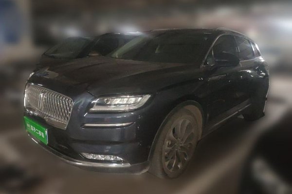 Lincoln Nautilus · 2021 год