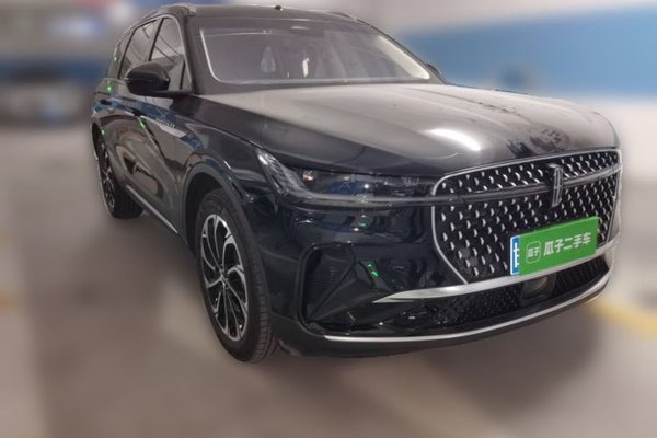 Lincoln Nautilus 2023, 15600 км, за 31700 USD