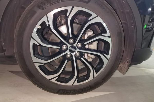 Lincoln Nautilus 2023, 15600 км, за 31700 USD - фото 8