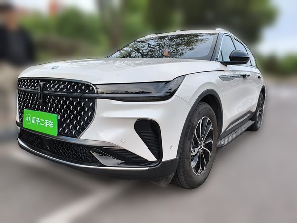 Lincoln Nautilus · 2023 год