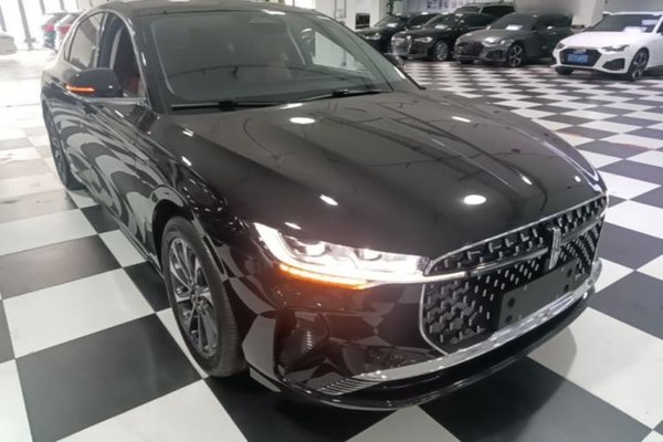 Lincoln Z 2022, 25900 км, за 21857 USD