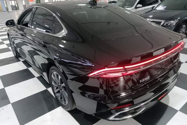 Lincoln Z 2022, 25900 км, за 21857 USD
