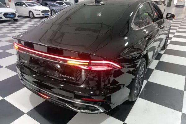 Lincoln Z 2022, 25900 км, за 21857 USD - фото 6