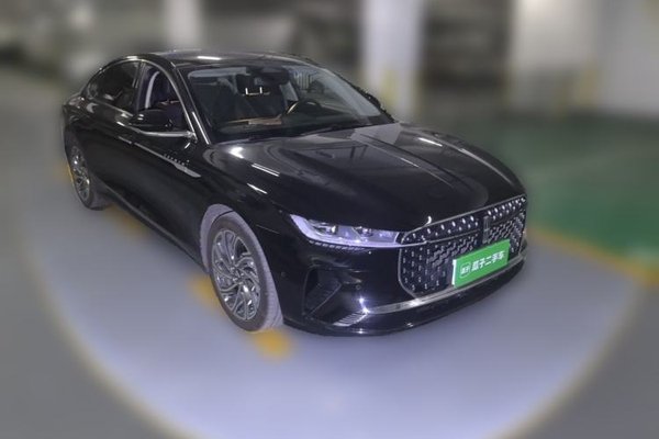 Lincoln Z 2022, 29900 км, за 18386 USD