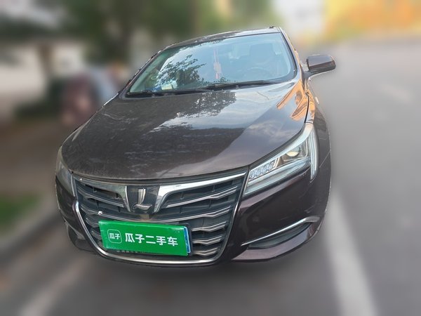 Luxgen 5 2015, 99400 км, за 2705 USD