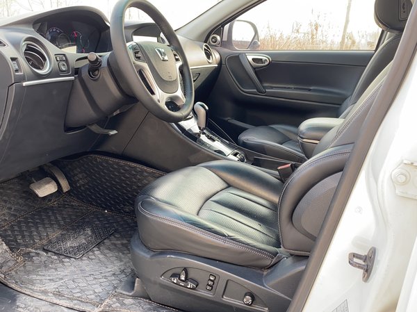 Luxgen Great 7 SUV 2014, 111400 км, за 4038 USD - фото 17