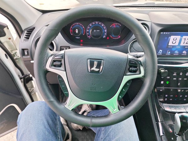 Luxgen Great 7 SUV 2014, 111400 км, за 4038 USD - фото 10