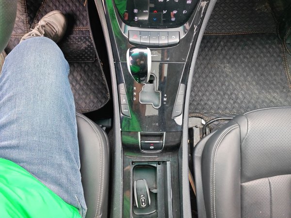 Luxgen Great 7 SUV 2014, 111400 км, за 4038 USD - фото 13