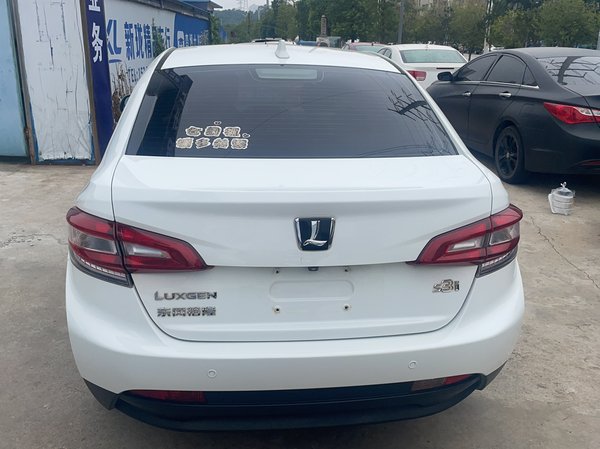 Luxgen S3 2016, 87900 км, за 3638 USD