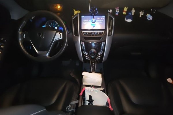Luxgen U6 SUV 2014, 75000 км, за 2597 USD - фото 9