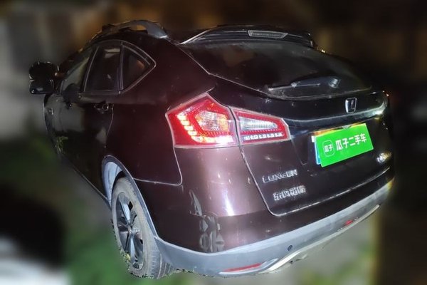 Luxgen U6 SUV 2014, 75000 км, за 2597 USD