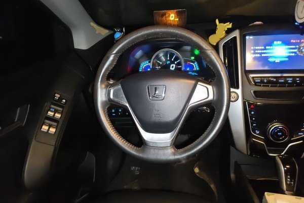 Luxgen U6 SUV 2014, 75000 км, за 2597 USD - фото 10