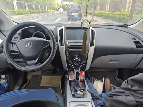 Luxgen U6 SUV 2015, 52800 км, за 2798 USD - фото 13