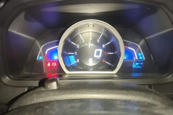 Luxgen U6 SUV 2015, 65400 км, за 2509 USD - фото 12
