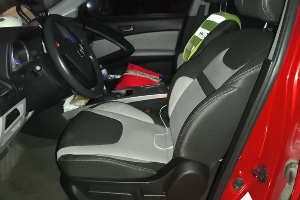Luxgen U6 SUV 2015, 65400 км, за 2509 USD - фото 16