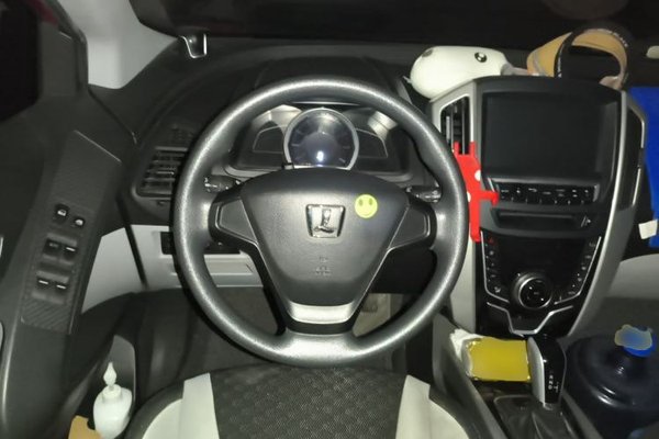 Luxgen U6 SUV 2015, 65400 км, за 2509 USD - фото 11