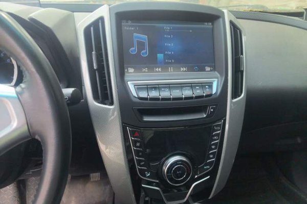 Luxgen U6 SUV 2015, 53900 км, за 3015 USD - фото 14