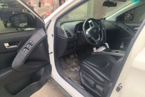 Luxgen U6 SUV 2015, 53900 км, за 3015 USD - фото 17