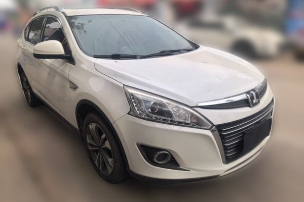 Luxgen U6 SUV 2015, 53900 км, за 3015 USD