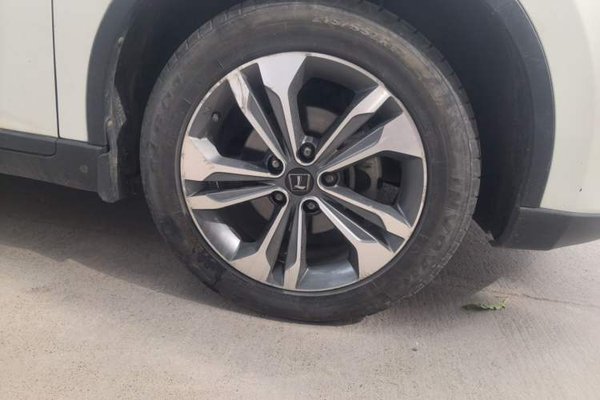 Luxgen U6 SUV 2015, 53900 км, за 3015 USD - фото 8