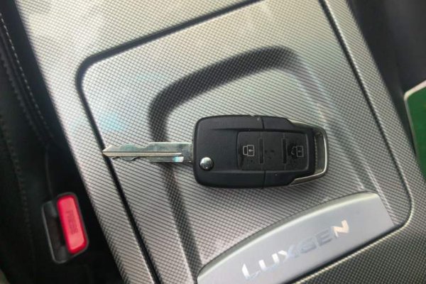 Luxgen U6 SUV 2015, 53900 км, за 3015 USD - фото 9