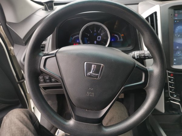 Luxgen U6 SUV 2016, 95400 км, за 4317 USD - фото 12