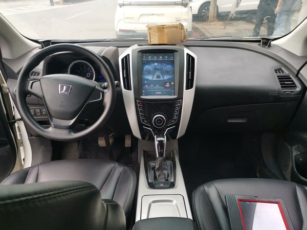 Luxgen U6 SUV 2016, 95400 км, за 4317 USD - фото 20