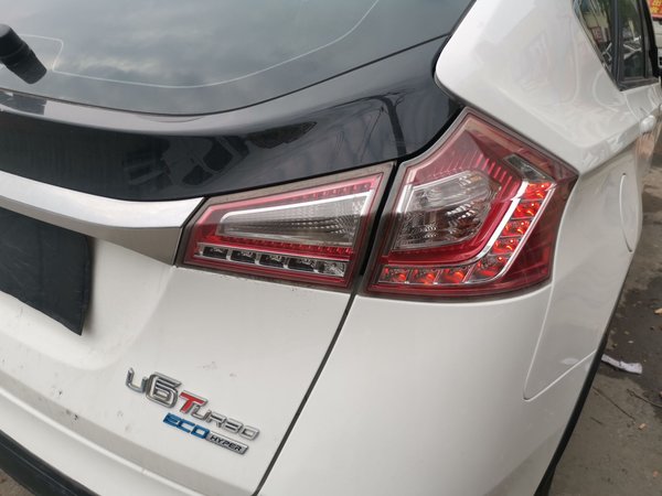 Luxgen U6 SUV 2016, 95400 км, за 4317 USD - фото 8