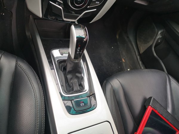 Luxgen U6 SUV 2016, 95400 км, за 4317 USD - фото 15