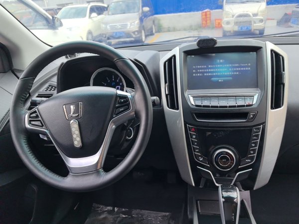 Luxgen U6 SUV 2017, 93900 км, за 4443 USD - фото 13