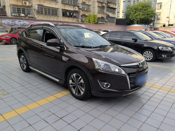 Luxgen U6 SUV 2017, 93900 км, за 4443 USD