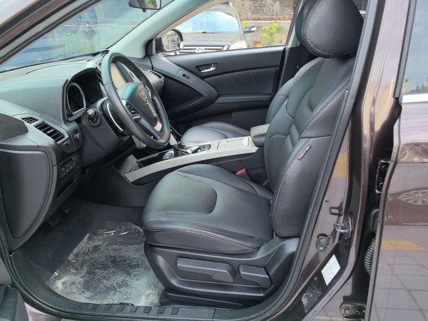 Luxgen U6 SUV 2017, 93900 км, за 4443 USD - фото 18