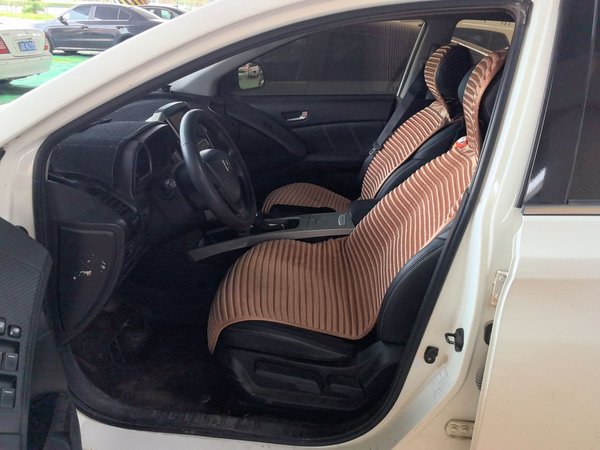 Luxgen U6 SUV 2017, 185700 км, за 3795 USD - фото 14