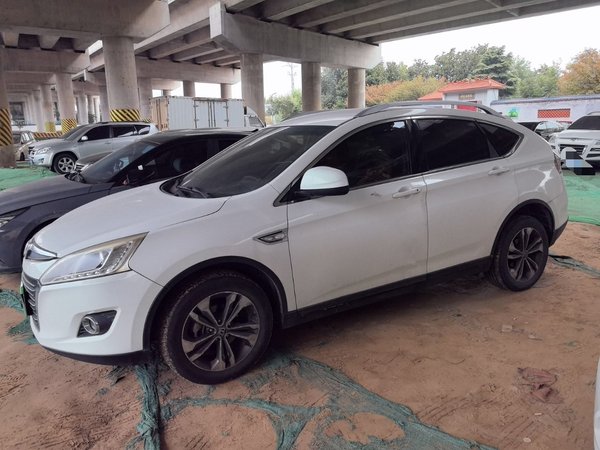 Luxgen U6 SUV 2017, 185700 км, за 3795 USD