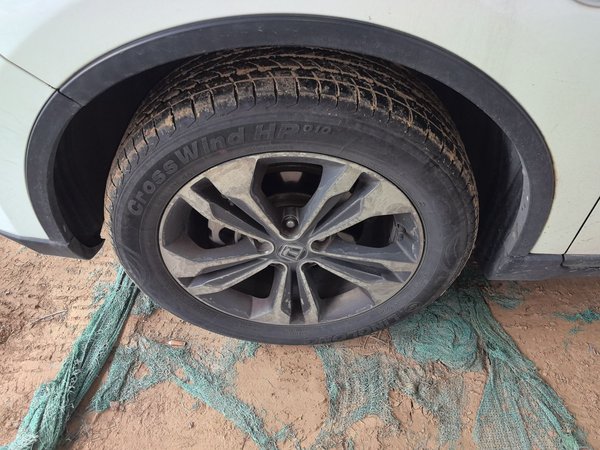 Luxgen U6 SUV 2017, 185700 км, за 3795 USD - фото 22